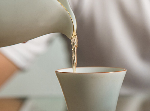喝茶应根据身体特征选择适合自己的茶