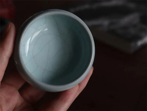 如何养好一只汝瓷杯?